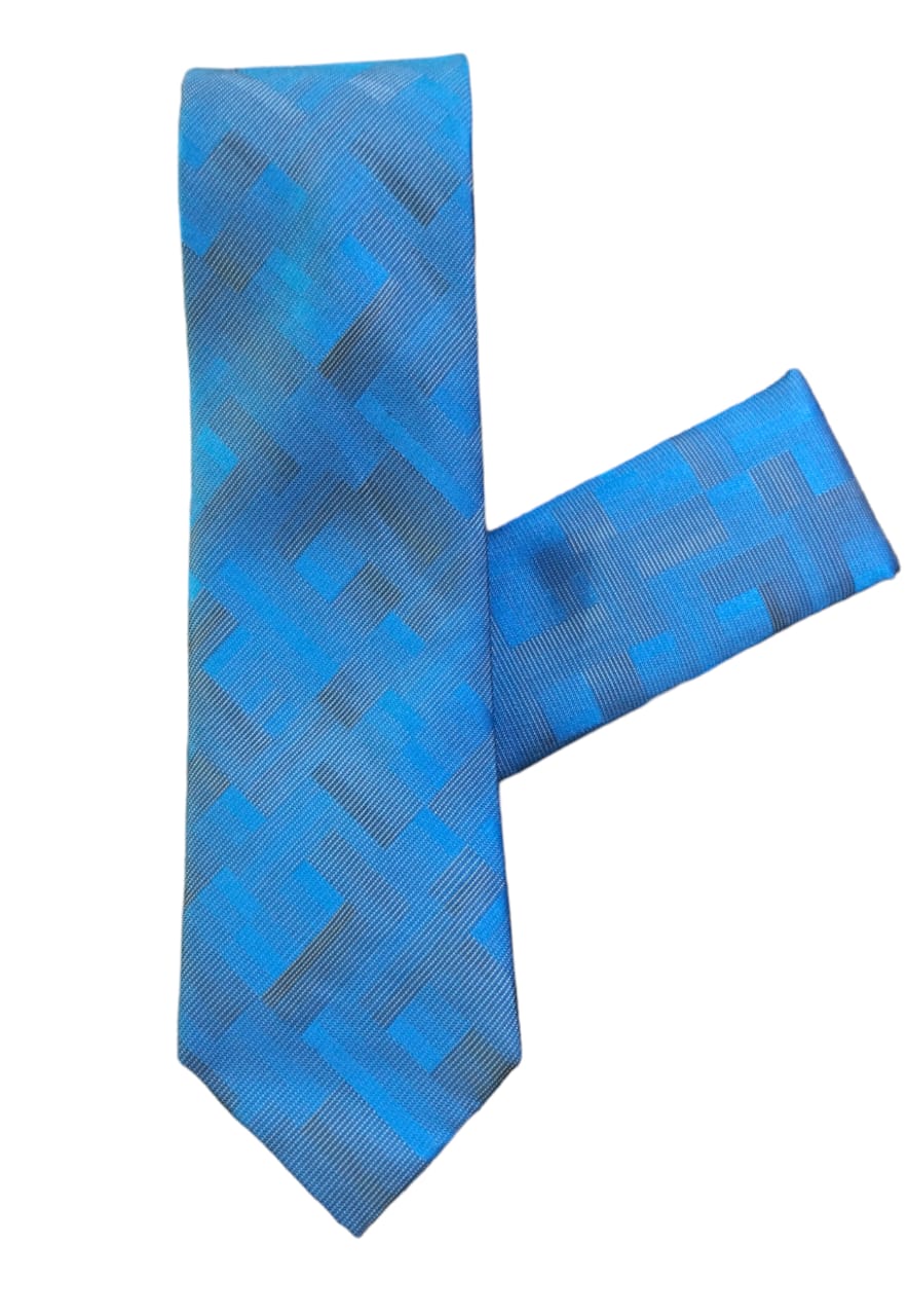 CRAVATE AVEC POCHETTE BLEU CIEL AVEC MOTIF